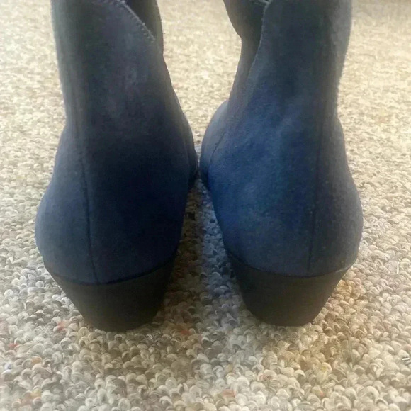 Me Too Navy Blue Suede Leather Heeled Ankle Boot size 9m - Picture 6 of 11